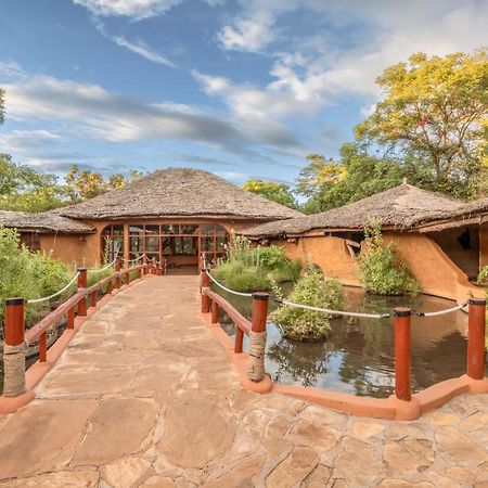 Amboseli Sopa Lodge Exterior photo