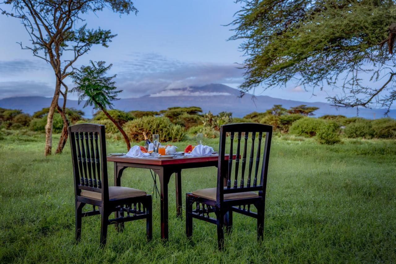 Amboseli Sopa Lodge Exterior photo